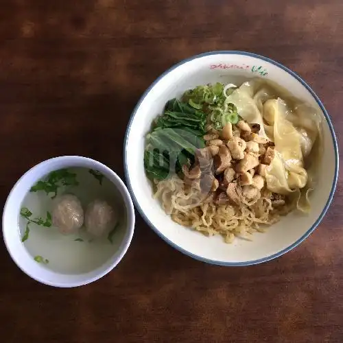 Gambar Makanan Bakmie Uje, Komplek Bermis 7