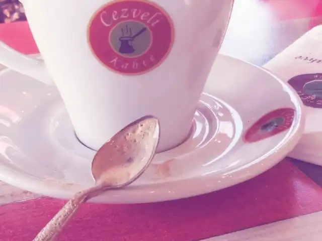 Cezveli Kahve'nin yemek ve ambiyans fotoğrafları 8