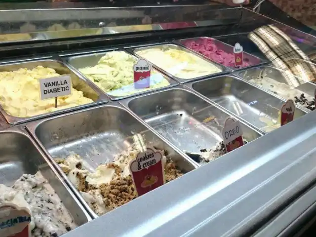 Gambar Makanan Mama's Gelato & Pizzeria 10