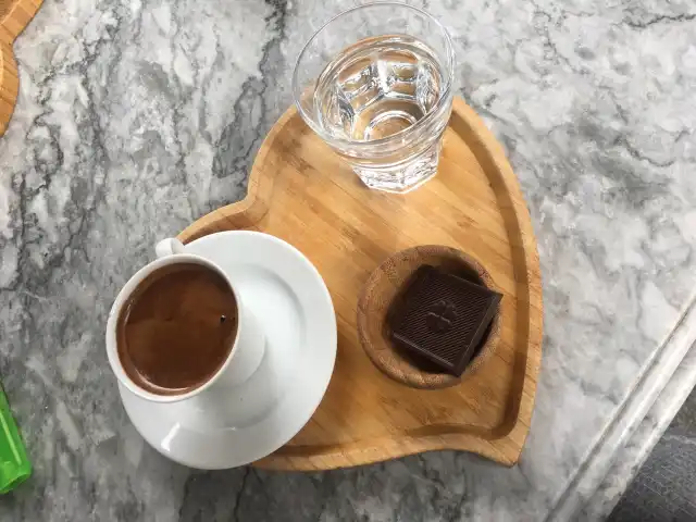 Sirkeci Rumeli Çikolatacısı