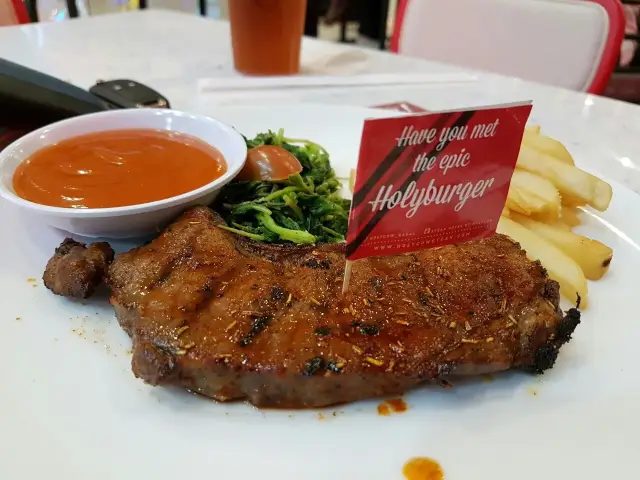 Gambar Makanan Steak Hotel by Holycow! 16