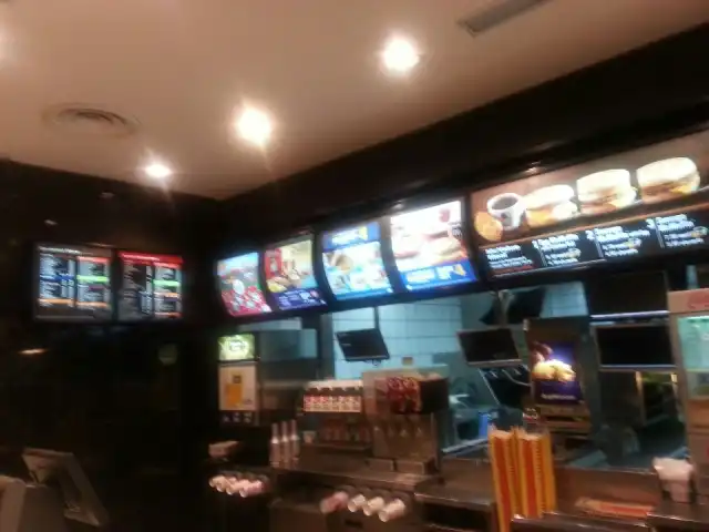 McDonald's & McCafé Food Photo 15