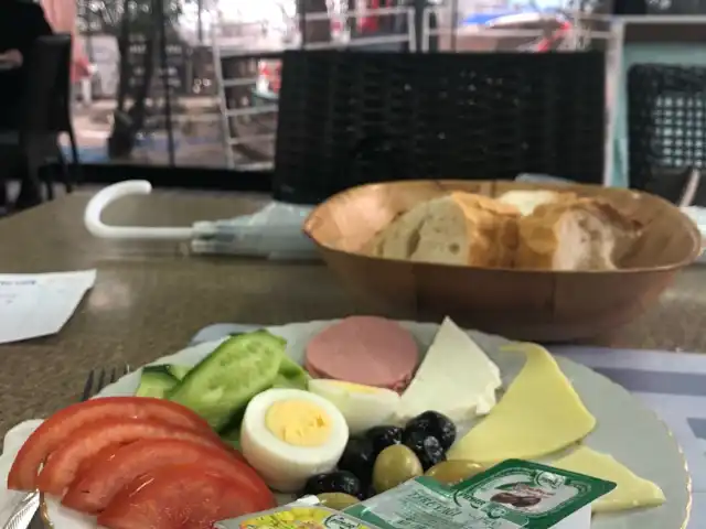 Bakırköy metro cafe'nin yemek ve ambiyans fotoğrafları 5