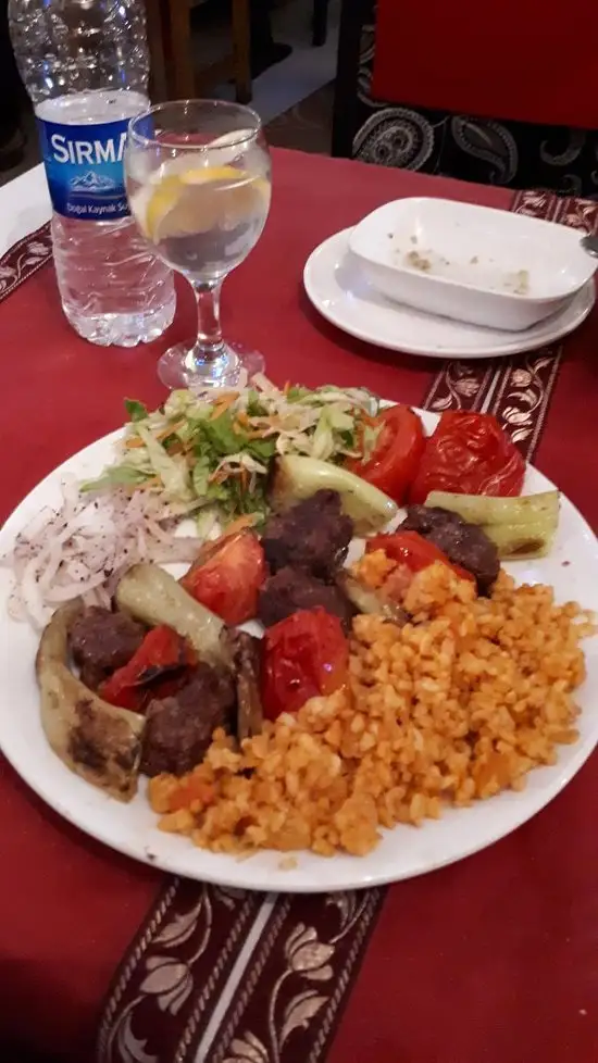 Saray Restaurant Cafe'nin yemek ve ambiyans fotoğrafları 24