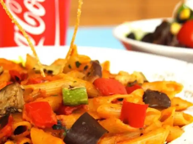 Yammi Makarna Salata Pizza'nin yemek ve ambiyans fotoğrafları 4