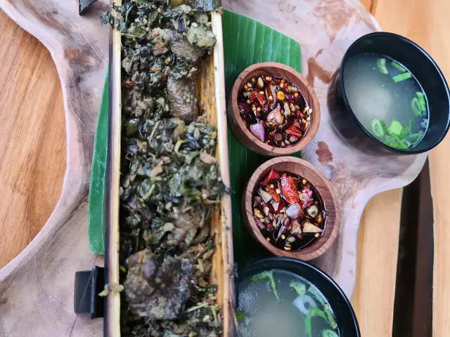 Gambar Makanan Se'i Dalam Bambu 9