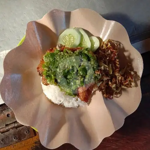 Gambar Makanan Ayam Penyet Sambel Ijo Bu Titin, HR Rasuna Said 6