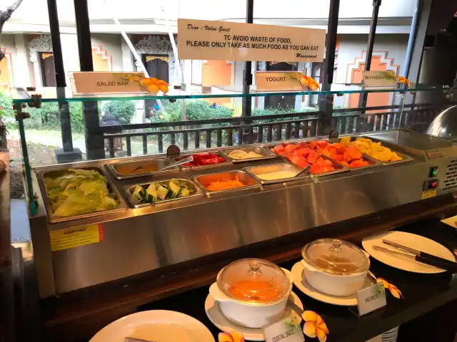 Gambar Makanan Adhi Cempaka - Adi Dharma Hotel 15