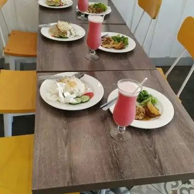 Omah Kebon Cafe
