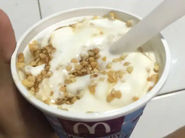 Gambar Makanan McDonald's Ice Cream 11