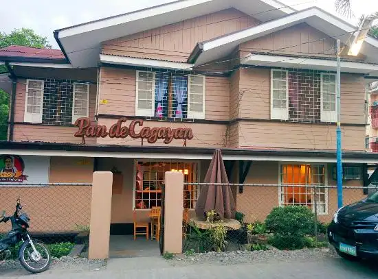 Pan de Cagayan Baguettes and Pizza
