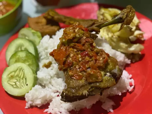 Gambar Makanan Ayam Gepuk Pak Gembus 2