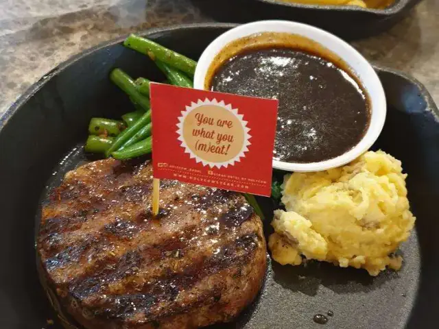 Gambar Makanan Steak Hotel by Holycow! TKP PVJ 15