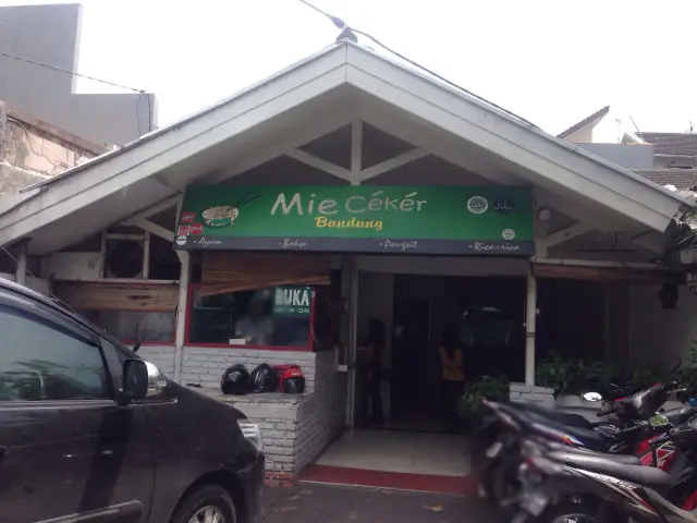 Gambar Makanan Mie Ceker Bandung 4