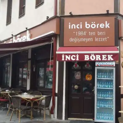 Es İnci Börek