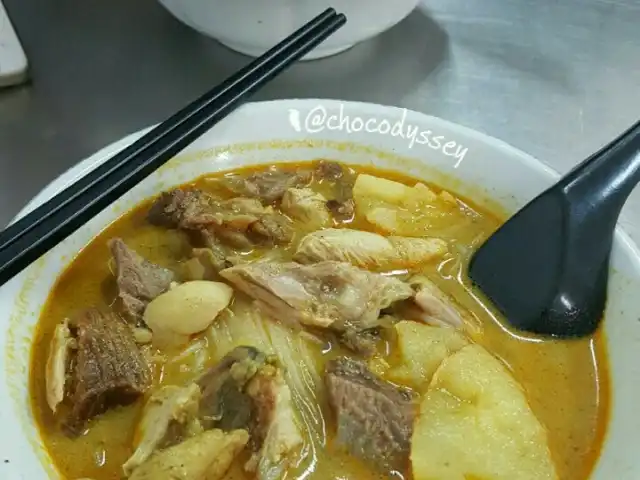 Gambar Makanan Tabona, Nasi dan Bihun Kari ayam dan sapi asli Medan 7