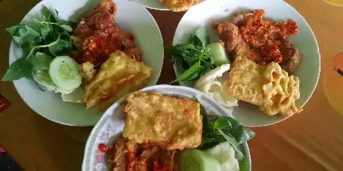 Ayam Geprek Kang Sidoel, Banguntapan