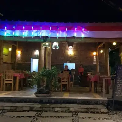 Warung Mai Mondok