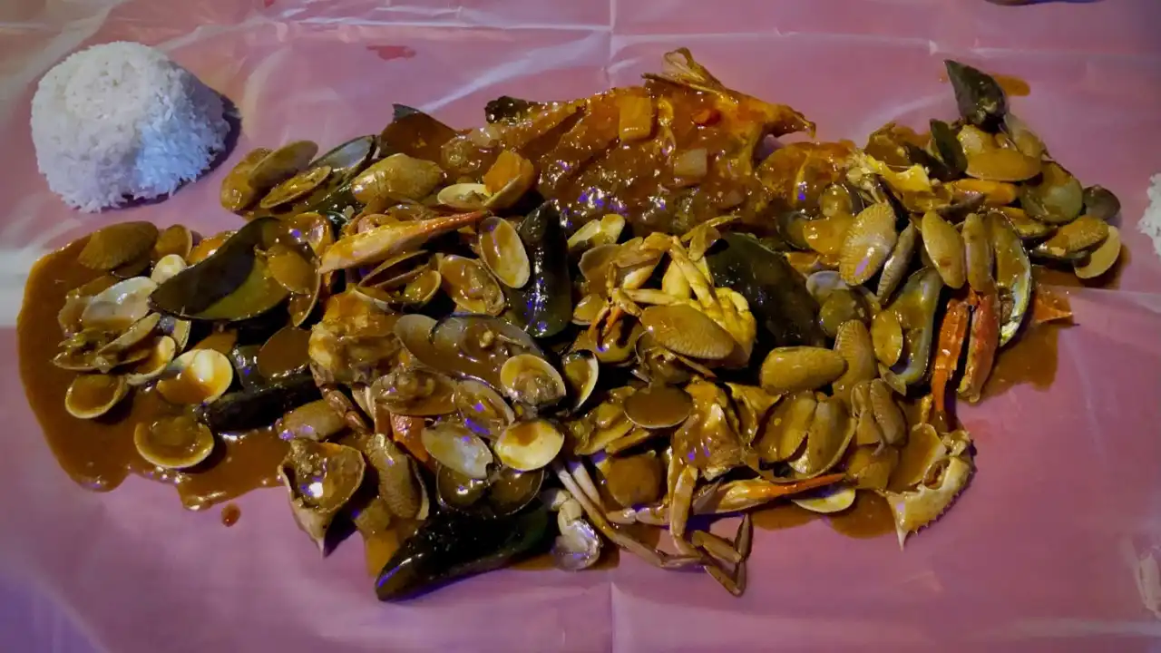 Restoran Teratai Chini - Shell Out