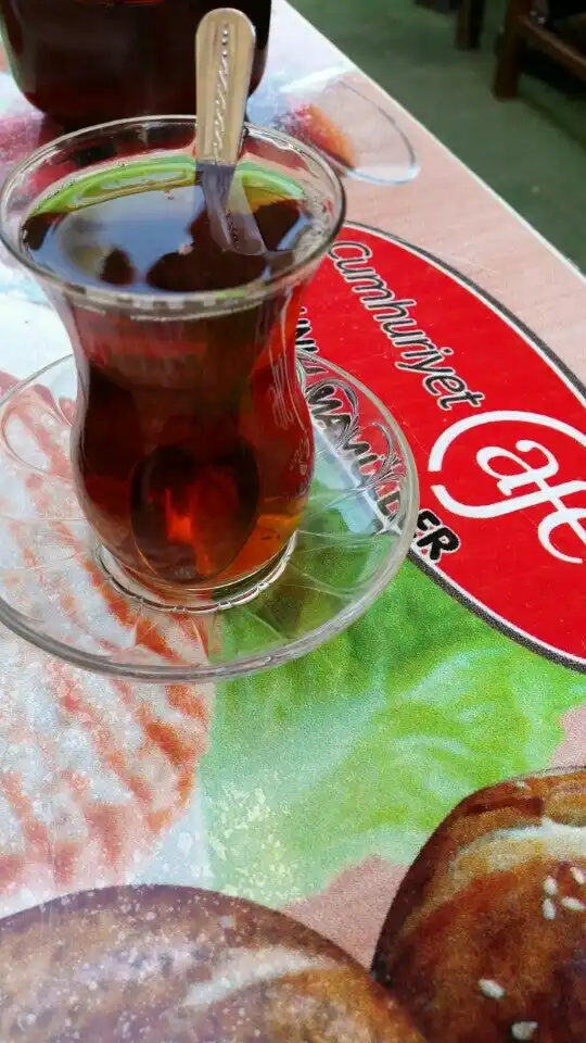 Cumhuriyet Cafe'nin yemek ve ambiyans fotoğrafları 2