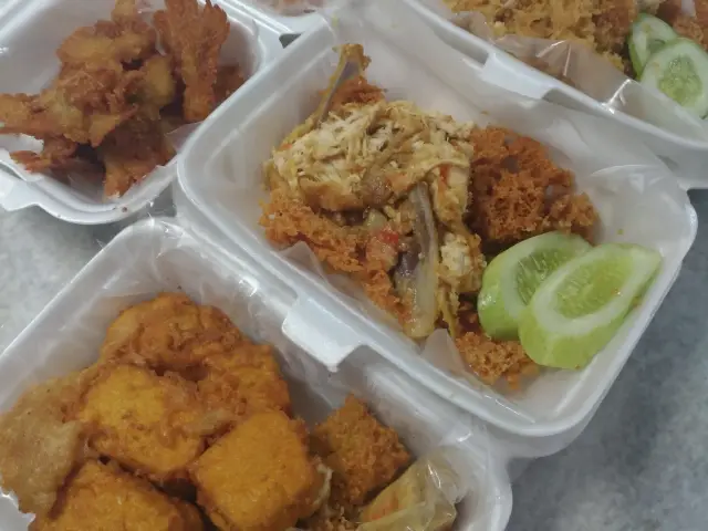 Gambar Makanan Ayam Geprek Si Gendut 9