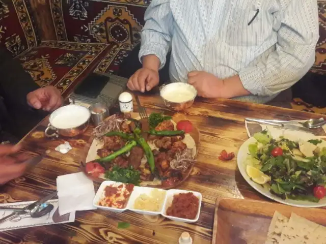 köhne antakya dürüm-kebab&simit cafe evi'nin yemek ve ambiyans fotoğrafları 18