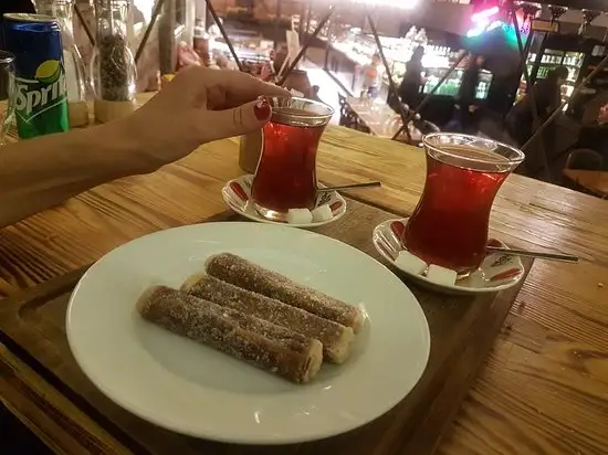 Sultan Mehmet Cafe & Restaurant'nin yemek ve ambiyans fotoğrafları 60