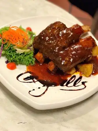 @Grills De Cafe Restaurant Food Photo 4