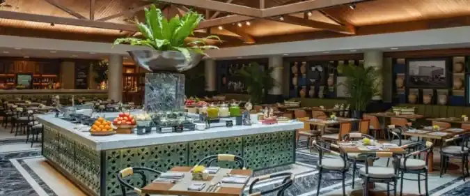 Signatures Restaurant - Hotel Indonesia Kempinski