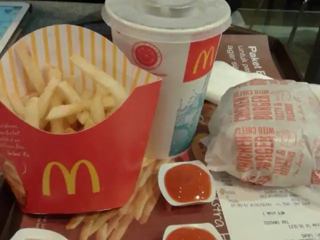 Gambar Makanan McDonald's 7