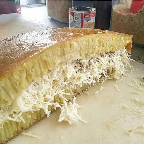 Gambar Makanan Martabak Selmis Asem Baris Raya, Tebet 12