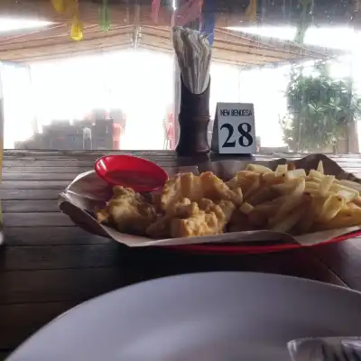 Warung Bendesa (Jimbaran Bay Cafe)