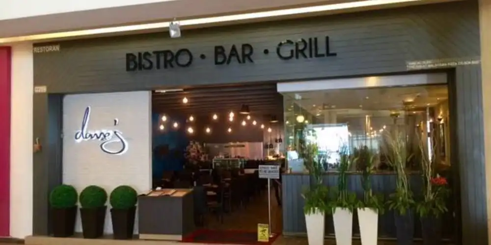 Dave’s Bistro Bar And Grill