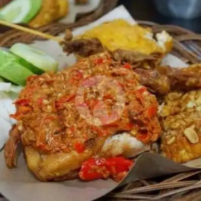 Gambar Makanan Ayam Geprek Rifa Letnan Mukmin 1