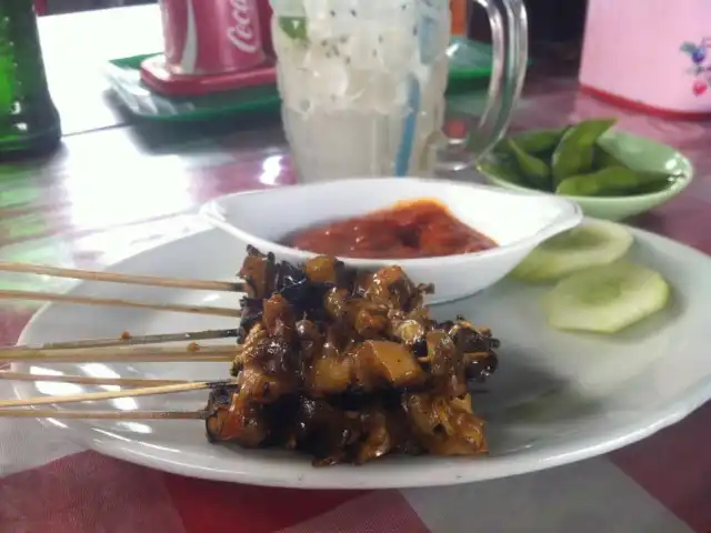 Sate Kakul Warung Isin Sawah