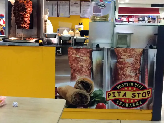 Pita Stop Shawarma Food Photo 3