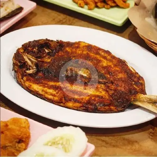 Gambar Makanan Ayam Sempurnah, Diponegoro 19