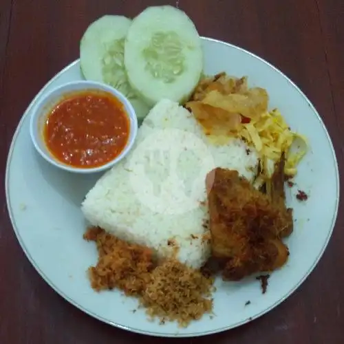 Gambar Makanan Nasi Kuning Dapoer Mak Lie, Pandega Marta 18