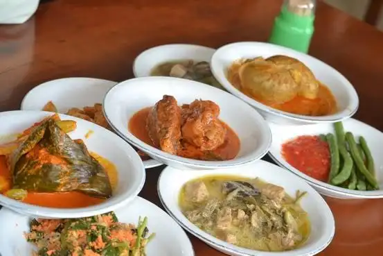 Gambar Makanan Rumah Makan Kayu Aro 2