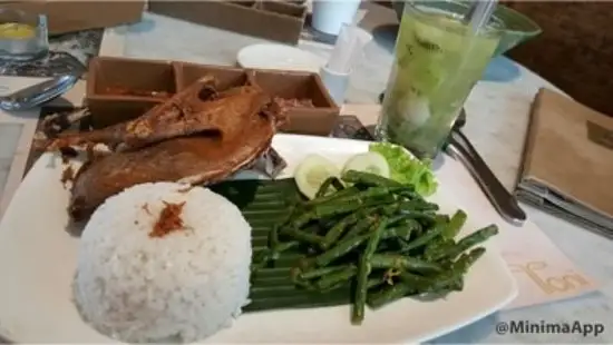 Gambar Makanan Bebek Tepi Sawah 5