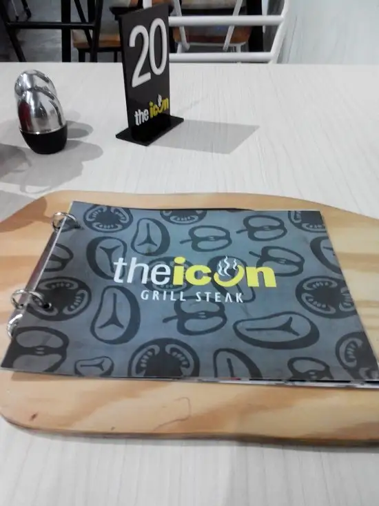 Gambar Makanan The Icon Grill Steak 3