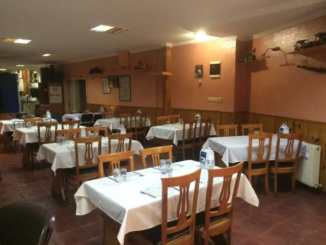 Şadırvan Restaurant'nin yemek ve ambiyans fotoğrafları 3