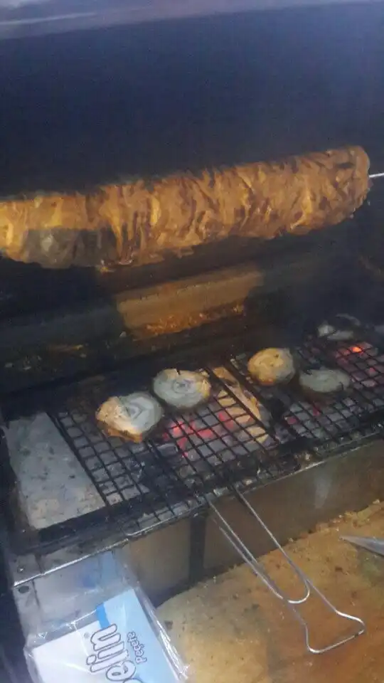 Cevikbir Meydani Seyyar Kokoreçci'nin yemek ve ambiyans fotoğrafları 2