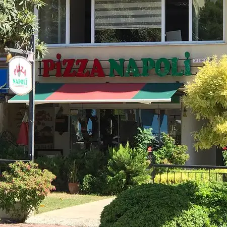 Pizza Napoli'nin yemek ve ambiyans fotoğrafları 26