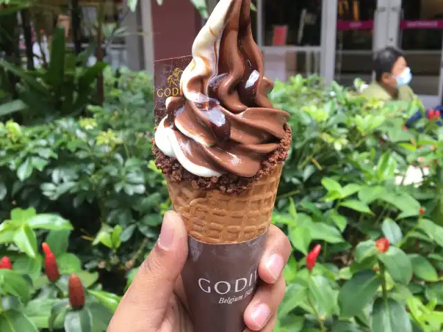 Godiva Food Photo 10