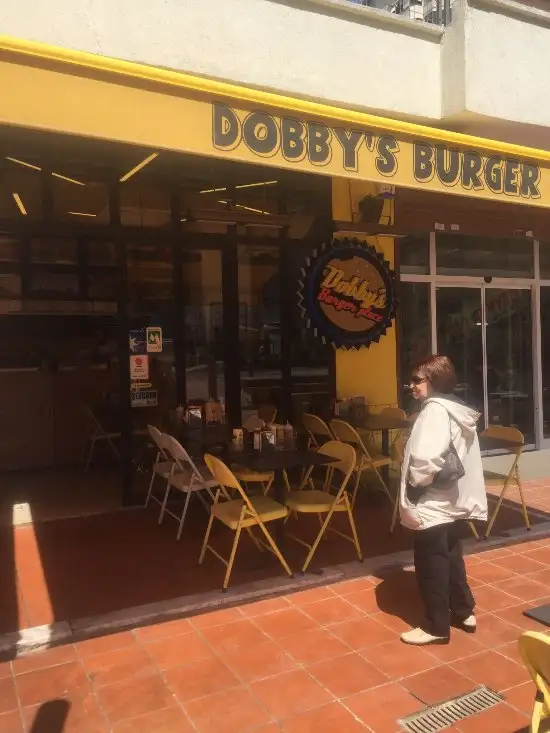 Dobby's Burger Place'nin yemek ve ambiyans fotoğrafları 33