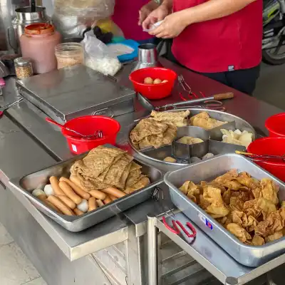 Chee Cheong Fun (roadside)