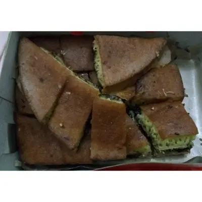 Martabak&TerangBulanAliung