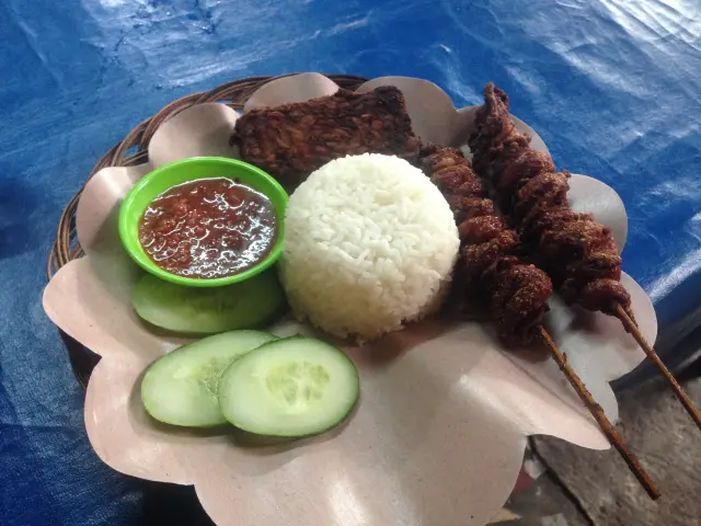 Gambar Makanan Ayam Goreng & Bakar Ngudi Rahayu 9