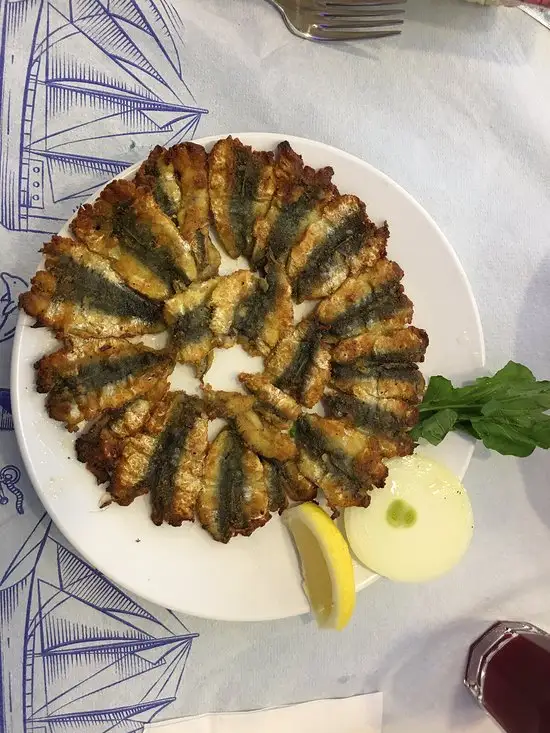 Iskenderun Balıkçılık & Pişirme Evi'nin yemek ve ambiyans fotoğrafları 26